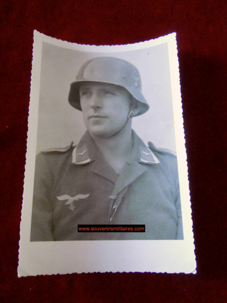 Portrait Format Carte Postale Soldat Luftwaffe Militaria Allemand