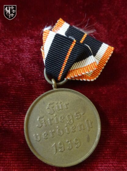 médaille mérite de guerre- militaria allemand WWII