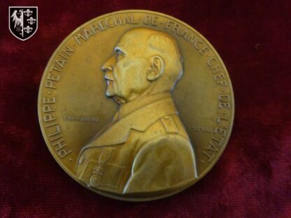 médaille de table Philippe Pétain - Militaria France WWII