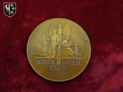 médaille de table Philippe Pétain - Militaria France WWII