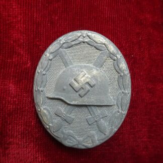 badge des blessés classe argent - militaria allemand WWII