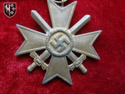 médaille croix du mérite avec glaives - Militaria WWII