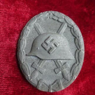 badge des blessés classe argent - militaria WWII