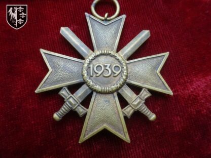 Médaille croix du Mérite avec glaives - militaria WWII