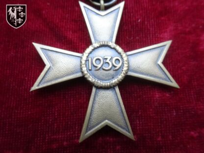 médaille croix du mérite - militaria allemand WWII