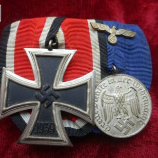 Barrette croix de fer 2e classe et médaille 4 ans de service - militaria allemand