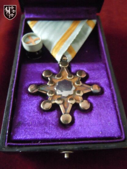 Médaille japonaise Ordre du Trésor Sacré 7e classe militaria japon WWII