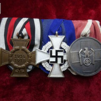 Barrette 3 médailles Ehrenkreuz, 25 ans de service - militaria allemand WWII