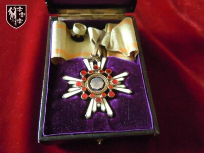 Médaille Ordre du Trésor Sacré 3e classe - militaria Japon