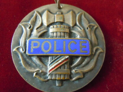 Plaque Police (civils) période Vichy. Matricule 3564