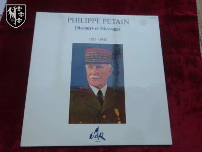 2 disques 33 tours Philippe Pétain: discours et messages. Edité par la SERP - militaria