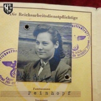 Livet RAD au nom de Hildegard Peinhopr née le 15 septembre 1924. Période 1943 - militaria allemand