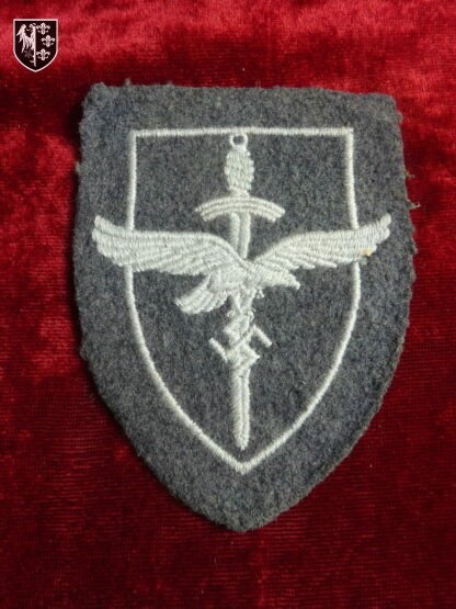 Insigne en tissus asssitante féminine Flak (Flakhelferin Armspiegel) - militaria allemand
