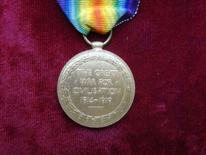 Médaille interalliée britannique attribuée au soldat  D.Sutherland, matricule 2344 Highlanders. Très bon état. Militaria