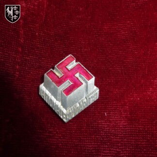 Insigne swastika. Très bon état. Militaria allemand