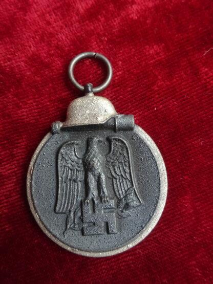 Médaille Campagne de Russie 1941-1942 avec son enveloppe. Militaria allemand