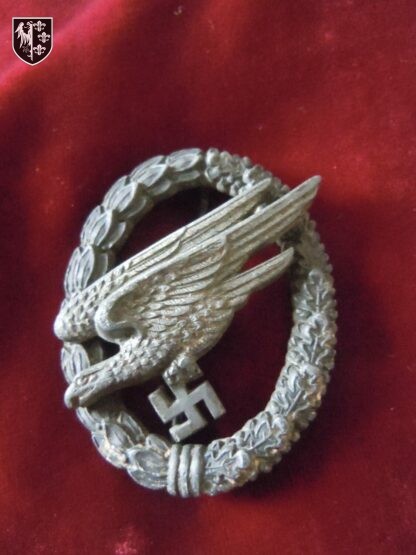 Badge parachutiste allemand - Militaria