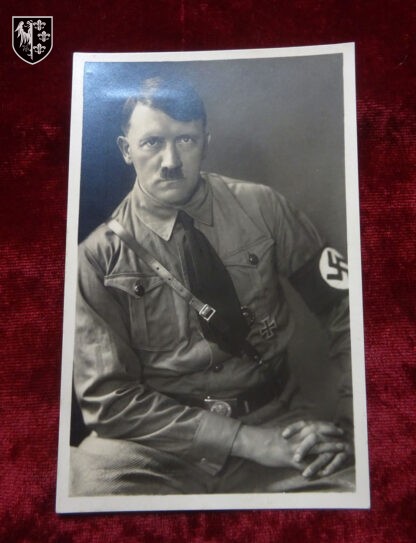 Carte postale chancelier Adolf Hitler. Très bon état. Militaria allemand - german postcard