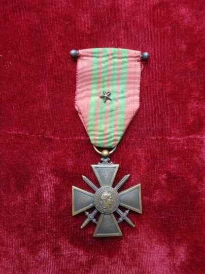 Médaille Croix de guerre 1939-1940 - militaria France