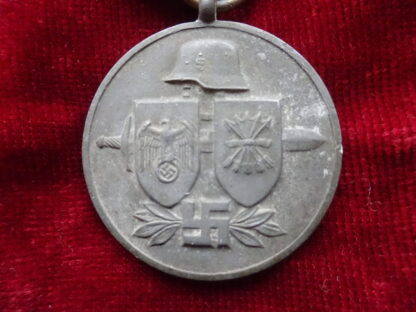 Médaille des volontaires de la division Azul – Image 2