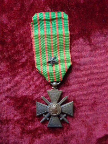 Médaille Croix de guerre 1914-1918 avec étoile de bronze