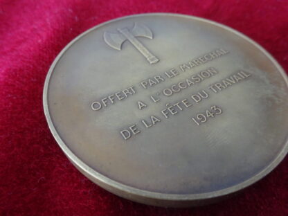 Médaille de Table Philippe Pétain 1943 – Image 4