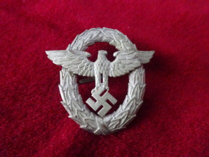 Aigle de casquette Police