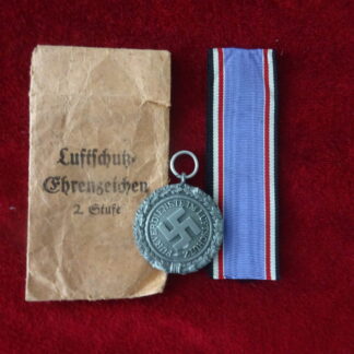 Médaille Luftschutz RÉSERVÉ (CD)