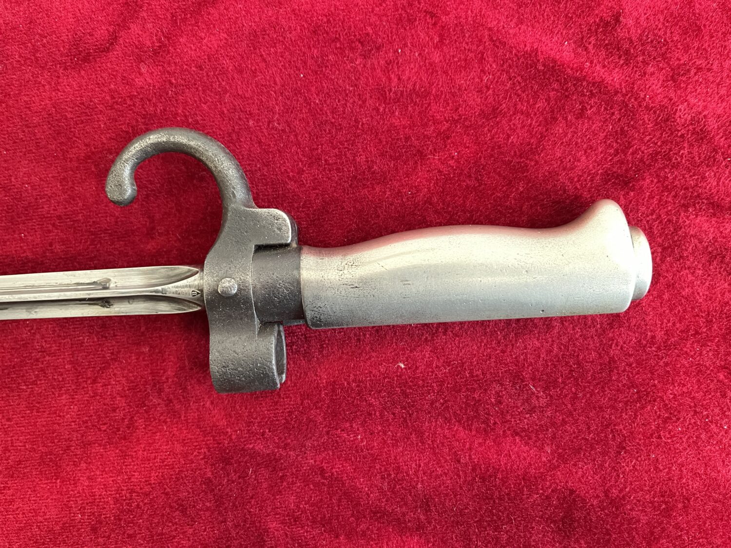 Baïonnette Lebel Rosalie M1886 à quillon - Souvenirs historiques et ...