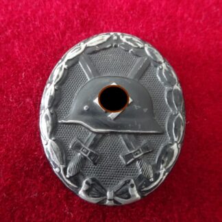 Badge des blessés classe noire