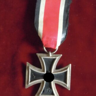 Croix de fer 2ème classe 1939 (EKII) E.Ferd Weidman